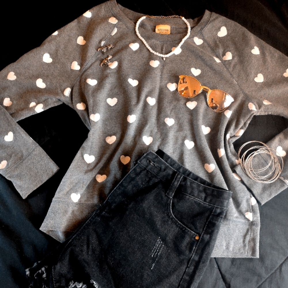 Pullover SWEATER ONLY heart print cozy layering